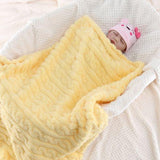 couverture bébé jaune