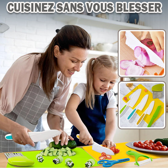 mère et fille qui cuisinent avec le kit cuisine enfant